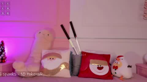 Snapshot of _tammarra_ chatting on 12-10-24, 01:44 _tammarra_ online show from 12-10-24, 01:44