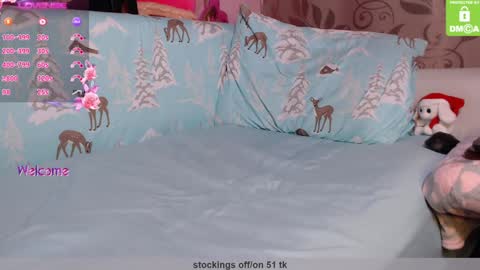 Snapshot of _tender_lioness__ chatting on 12-15-24, 11:12 Mia online show from 12-15-24, 11:12