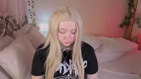 MIRA online show from 04-19-26, 08:02