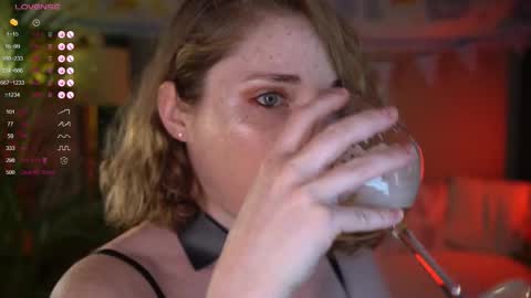 Evi online show from 10-03-25, 07:44