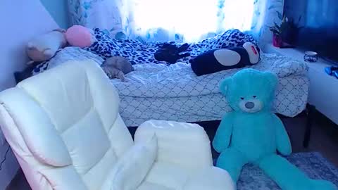 _thesamedaniellatrue_ online show from 04-22-26, 02:51