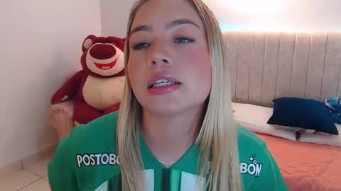 Snapshot of _tiffany1 chatting on 01-17-26, 11:30 _tiffany1 online show from 01-17-26, 11:30