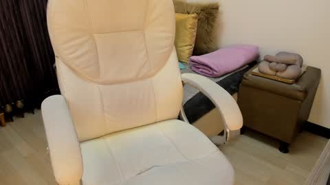 Stefania online show from 01-08-25, 03:17