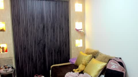 Stefania online show from 02-08-25, 03:53
