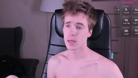 Snapshot of _tokyo_ghoul chatting on 12-04-24, 01:09 _tokyo_ghoul online show from 12-04-24, 01:09