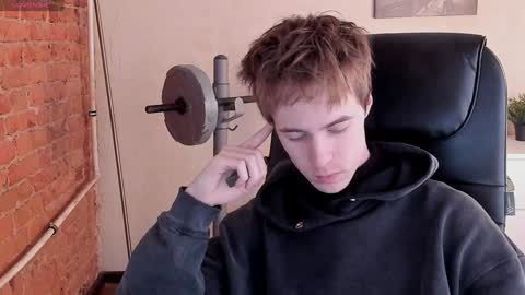 Snapshot of _tokyo_ghoul chatting on 12-21-24, 03:20 _tokyo_ghoul online show from 12-21-24, 03:20