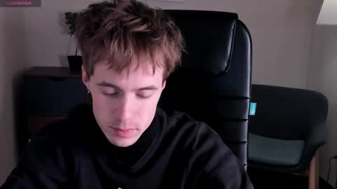 Snapshot of _tokyo_ghoul chatting on 01-03-25, 09:58 _tokyo_ghoul online show from 01-03-25, 09:58