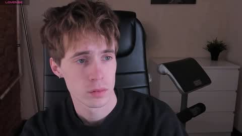 Snapshot of _tokyo_ghoul chatting on 01-24-25, 10:11 _tokyo_ghoul online show from 01-24-25, 10:11