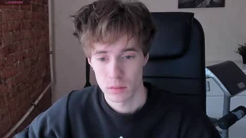 Snapshot of _tokyo_ghoul chatting on 02-28-25, 10:09 _tokyo_ghoul online show from 02-28-25, 10:09