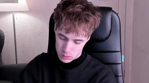 Snapshot of _tokyo_ghoul chatting on 03-02-25, 10:14 _tokyo_ghoul online show from 03-02-25, 10:14