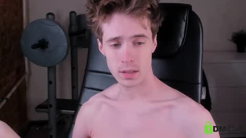 Snapshot of _tokyo_ghoul chatting on 12-14-25, 03:17 _tokyo_ghoul online show from 12-14-25, 03:17