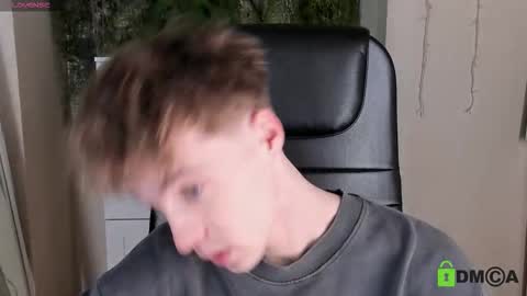 Snapshot of _tokyo_ghoul chatting on 02-20-26, 10:16 _tokyo_ghoul online show from 02-20-26, 10:16