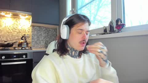 _torfin_ online show from 02-11-25, 06:30