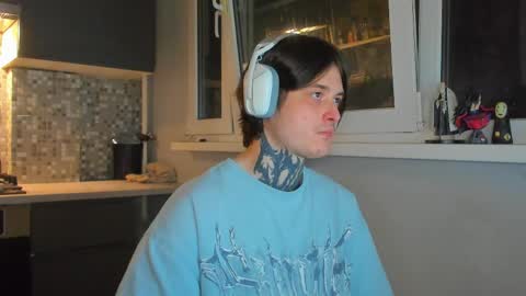 _torfin_ online show from 04-07-26, 11:48