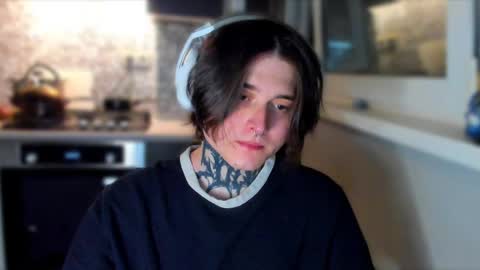 _torfin_ online show from 05-11-26, 11:57