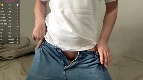 Snapshot of _twinkboy__ chatting on 02-26-26, 09:19 _twinkboy__ online show from 02-26-26, 09:19