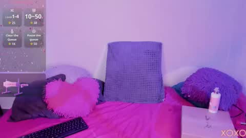     online show from 03-17-26, 03:00