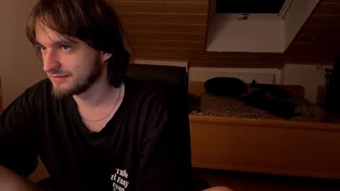 Vlad online show from 06-18-26, 01:17
