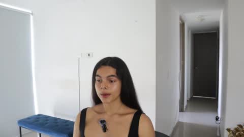 Anastasia Vahos online show from 02-26-25, 06:21