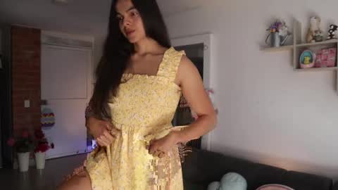Snapshot of _vahos chatting on 04-27-26, 05:44 Anastasia Vahos online show from 04-27-26, 05:44