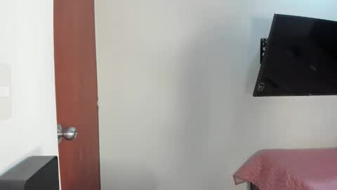 _valentina_69 online show from 02-12-26, 11:33