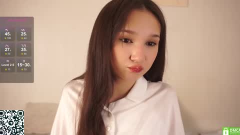 Viola online show from 03-11-25, 02:40