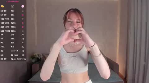 Snapshot of _vi_vi_ chatting on 06-19-26, 03:38 Viola online show from 06-19-26, 03:38