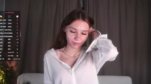 Snapshot of _vi_vi_ chatting on 07-26-26, 06:59 Viola online show from 07-26-26, 06:59