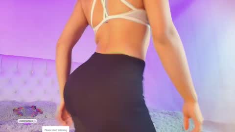 Victoria Fox online show from 03-17-26, 12:48