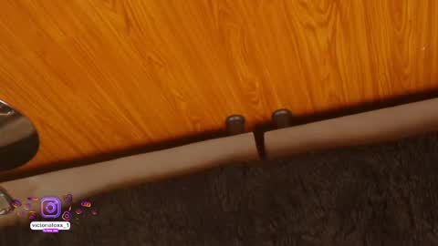 Victoria Fox online show from 04-17-26, 10:13