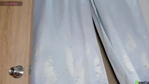 Snapshot of _victoria_milf_ chatting on 04-25-26, 08:39 victoria online show from 04-25-26, 08:39