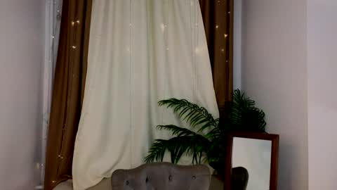 Violet online show from 12-05-24, 02:42