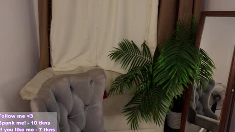 Violet online show from 01-31-25, 02:26