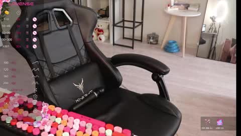 Alis online show from 11-20-25, 08:14