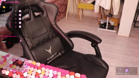 Alis online show from 03-12-26, 07:36