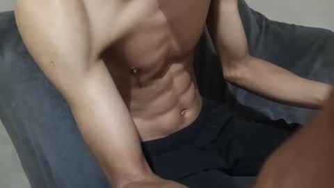 Snapshot of _vov_ chatting on 04-21-26, 12:22 _vov_ online show from 04-21-26, 12:22