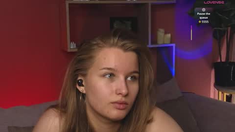 _watchmesmile_ online show from 05-24-26, 04:17