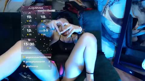 Snapshot of _weird_sativa chatting on 04-25-26, 01:41 _weird_sativa online show from 04-25-26, 01:41