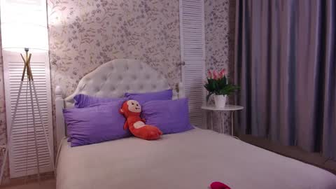 Wendy online show from 10-11-25, 01:38