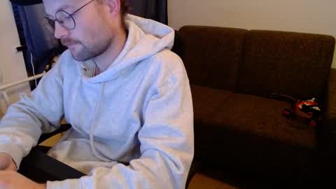 _whoisthatguy_ online show from 11-23-25, 03:23