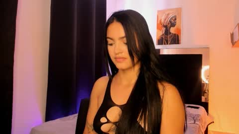 Snapshot of _xiimena chatting on 11-26-25, 06:09 xiimena and danilo online show from 11-26-25, 06:09