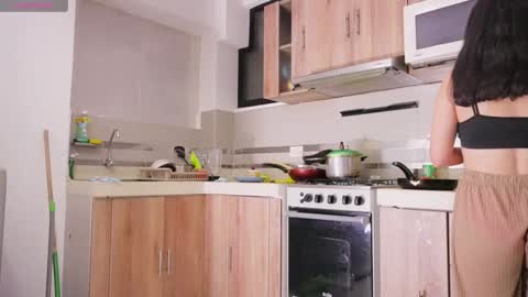 Macca and Ana online show from 12-26-24, 03:16