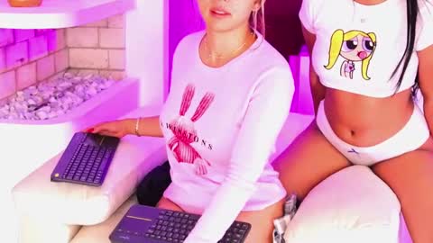 Macca and Ana online show from 02-28-25, 03:15