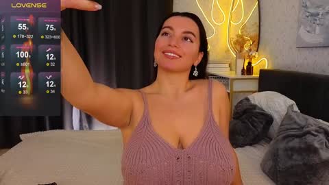 Snapshot of _your_sweetdream chatting on 01-12-25, 08:14 Jasmine online show from 01-12-25, 08:14