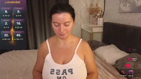Snapshot of _your_sweetdream chatting on 09-14-25, 07:18 Jasmine online show from 09-14-25, 07:18