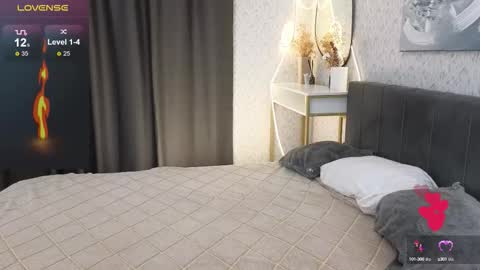 Snapshot of _your_sweetdream chatting on 10-05-25, 08:23 Jasmine online show from 10-05-25, 08:23