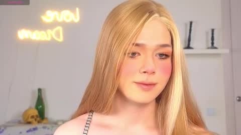 LITTLE FOX online show from 10-15-25, 12:38