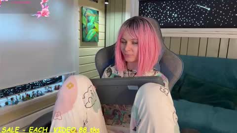 YourSecretCrush online show from 02-19-26, 01:29