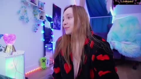 Polly online show from 05-16-26, 12:26