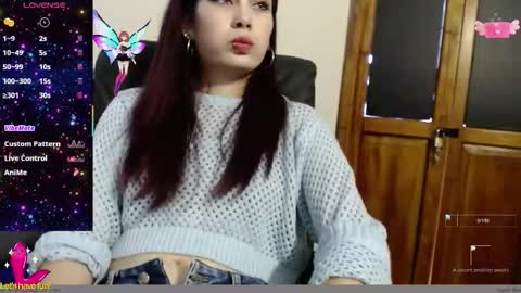 Yuyi online show from 10-14-25, 12:50